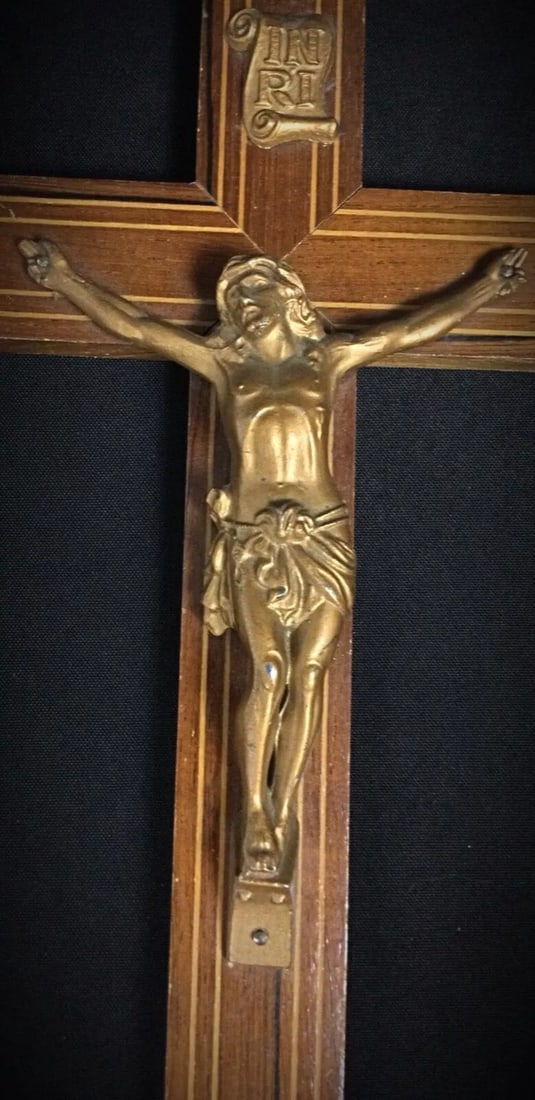 Antique Late 20th Century Wooden Crucifix with Spelter Corpus - 5