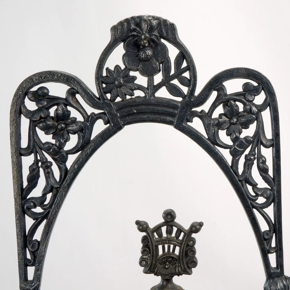 Victorian Aesthetic Movement Pickle Caster - 7