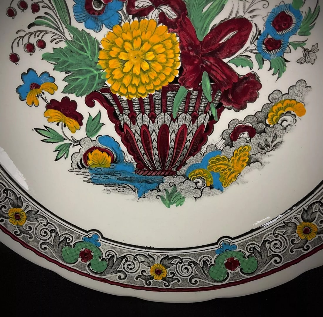 Large Vintage Handcrafted Floral Faience Plate by Boch Holland - 5