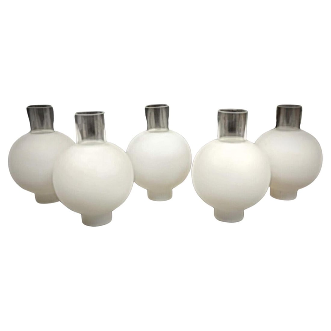 Vintage Set of 5 White Opaline Spheres for Wall Sconces: Title:Vintage Set of 5 White Opaline Spheres for Wall SconcesOrigin:FranceDimension:Height: 16 cm (6.30 inches)Diameter: 11 cm (4.33 inches)Diameter of Fixation: 4 cm (1.57 inches)Materials:Opaline