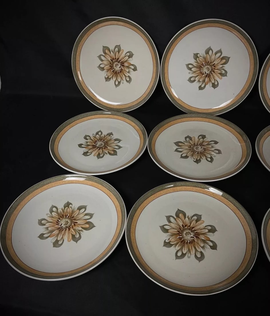 Vintage 20th-Century Set of 12 Grès de la Vallée Stoneware Plates - 3