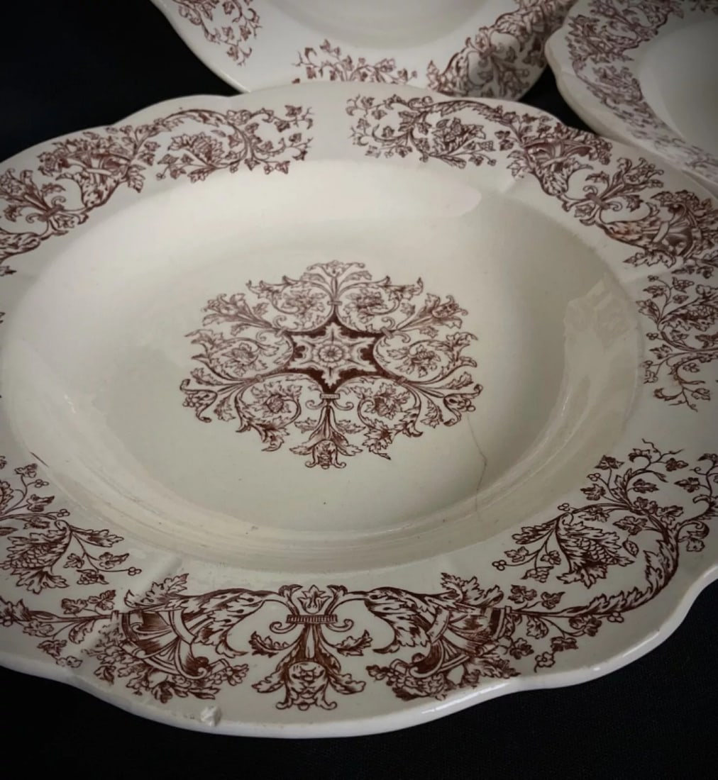 Antique 19th Century Set of 6 Longchamp Bella Pattern Deep Plates - 4