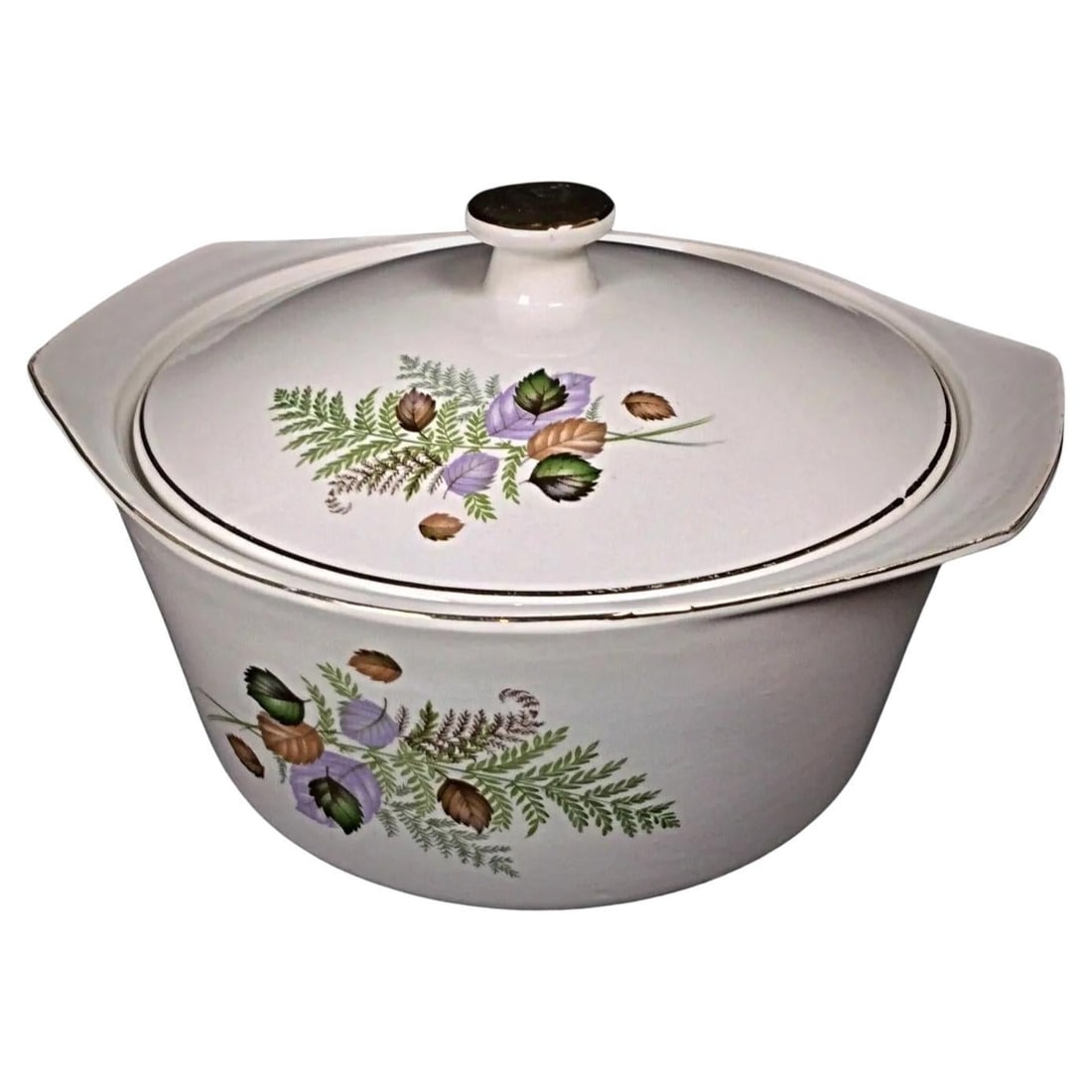 Antique and Rare Floral Faience Soup Tureen by Digoin Sarreguemines Thai: Title:Antique and Rare Floral Faience Soup Tureen by Digoin Sarreguemines ThaiOrigin:franceDimension:Length: 26.5 cm (10.43 inches)Height: 15.5 cm (6.10 inches)Diameter: 23 cm (9.06