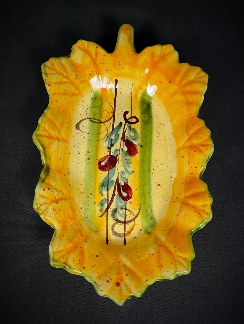 Large 20th Century French Faience Olive Decor Vide-Poche - 5