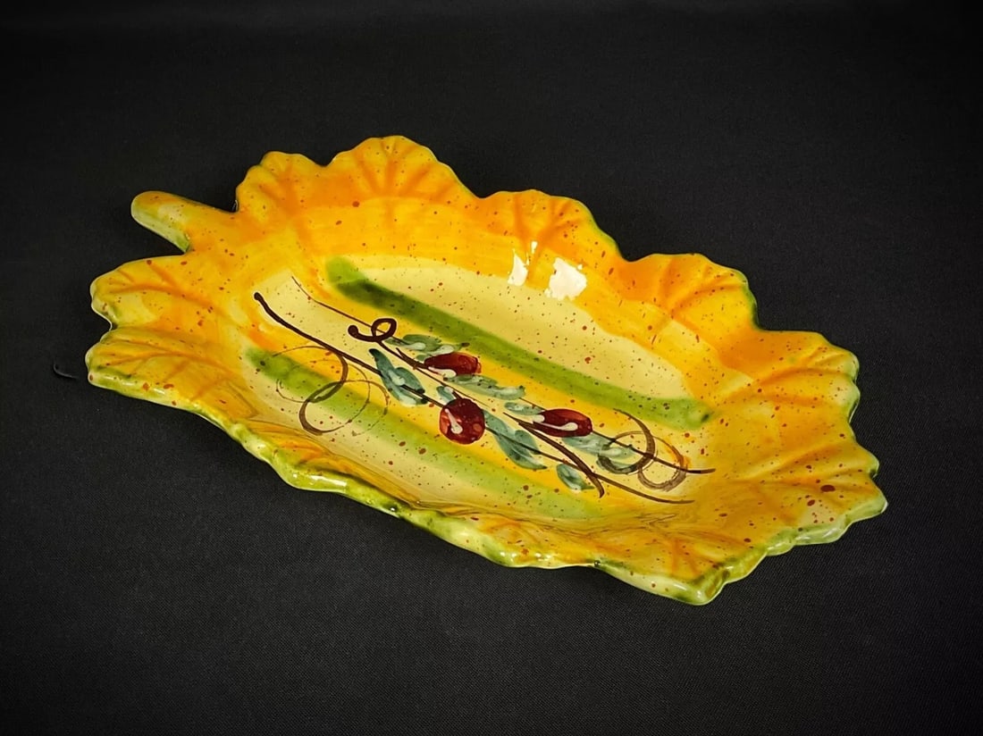 Large 20th Century French Faience Olive Decor Vide-Poche - 6