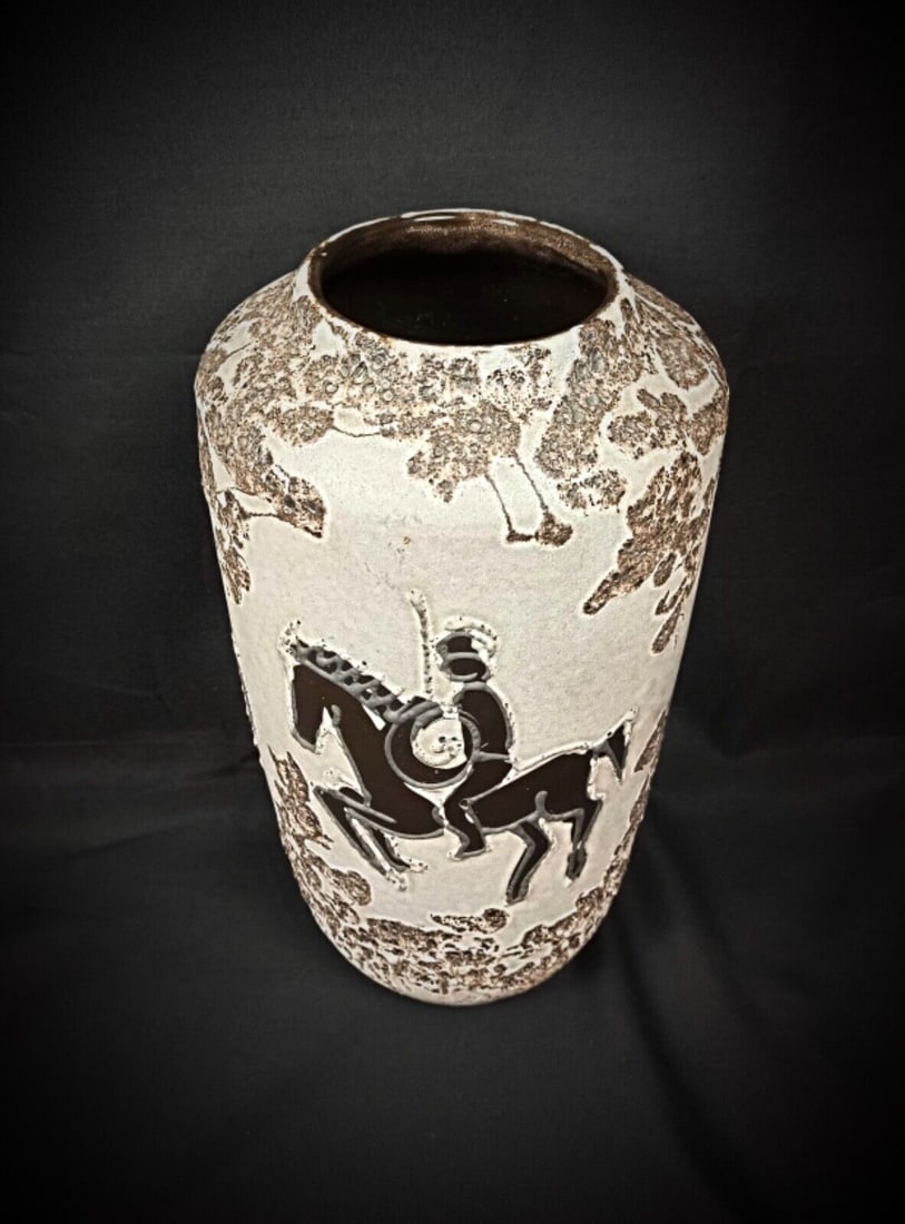 Vintage West Kéramik Grand Vase with Knight Decoration – W. Germany - 7