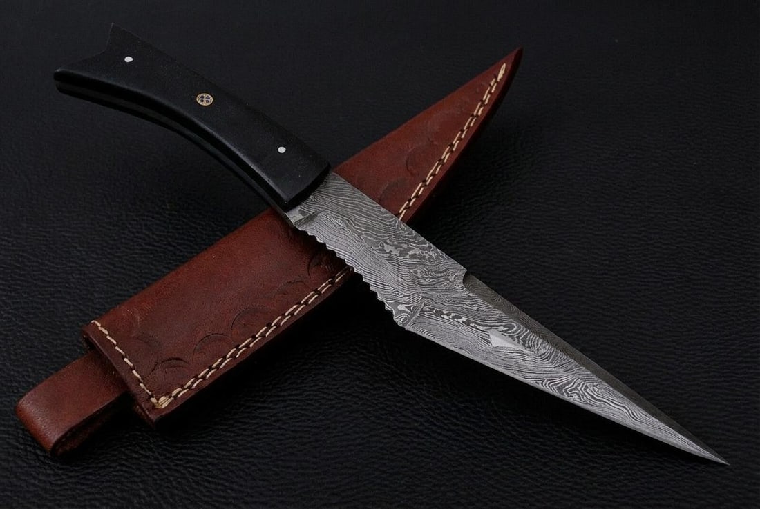 Hand Forged Damascus Steel Hunting Knife with Micarta Handle & Leather Sheath - 3