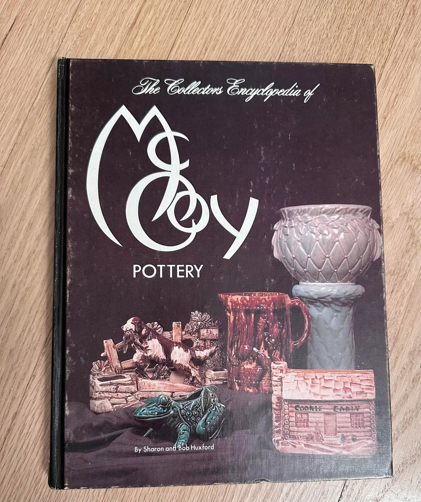 The Collectors Encyclopedia of McCoy Pottery Hardciver Book 1982 - 12