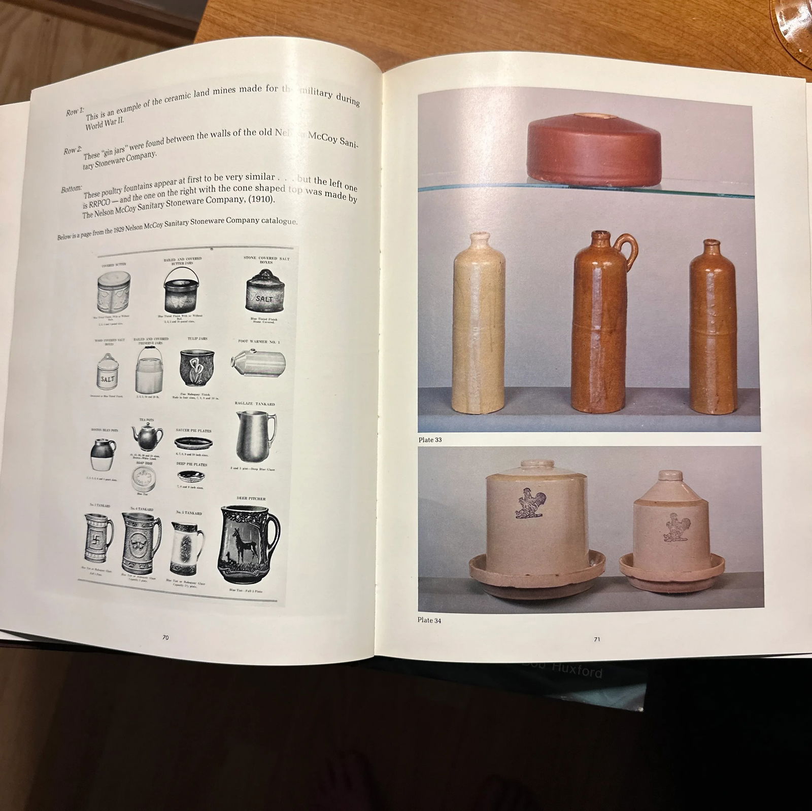 The Collectors Encyclopedia of McCoy Pottery Hardciver Book 1982 - 8