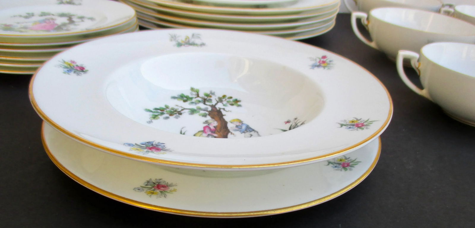 Royal Worcester Watteau Pattern Service Plates - a Group of 22 - 7