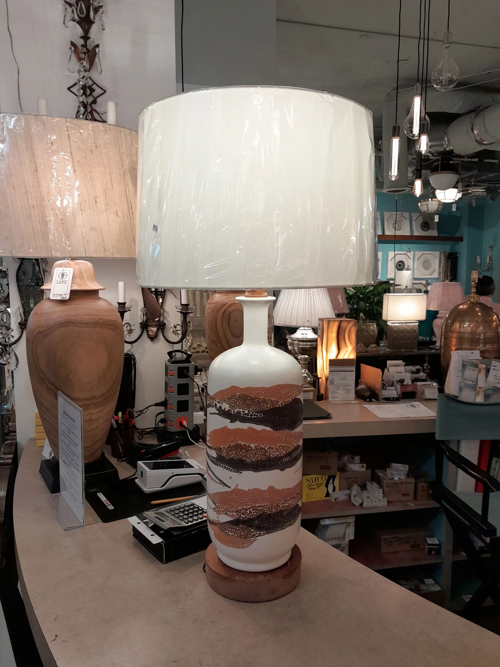 1960s Large Vintage Haeger Pottery Orange Peel Earthenware Pottery Lamp With Silk Drum Shade - 10