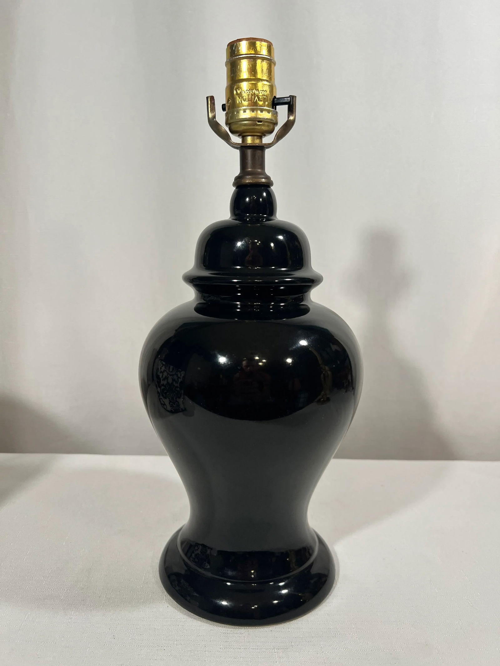 Vintage Black Ginger Jar Style Table Lamp With Shade - 3