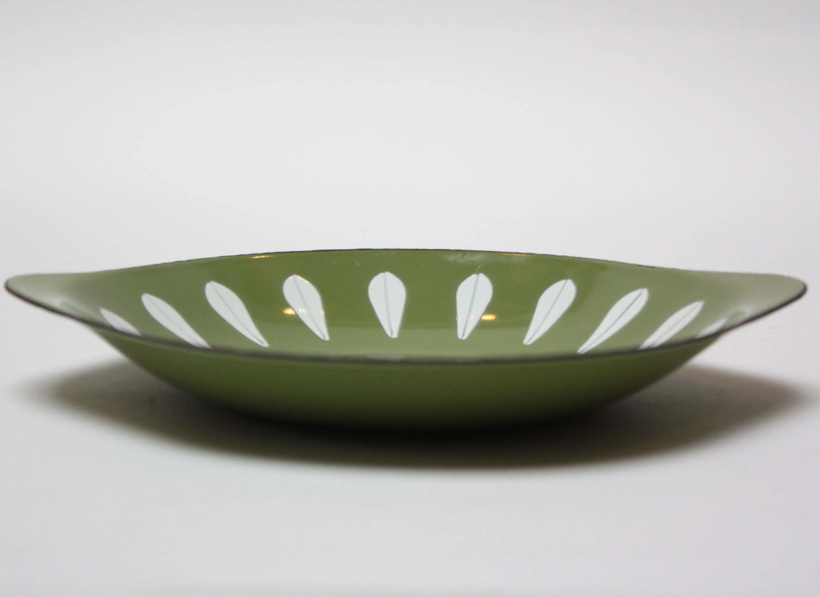 Green Lotus Enamel 'Scampi' Dish by Arne Clausen for Cathrineholm - 2