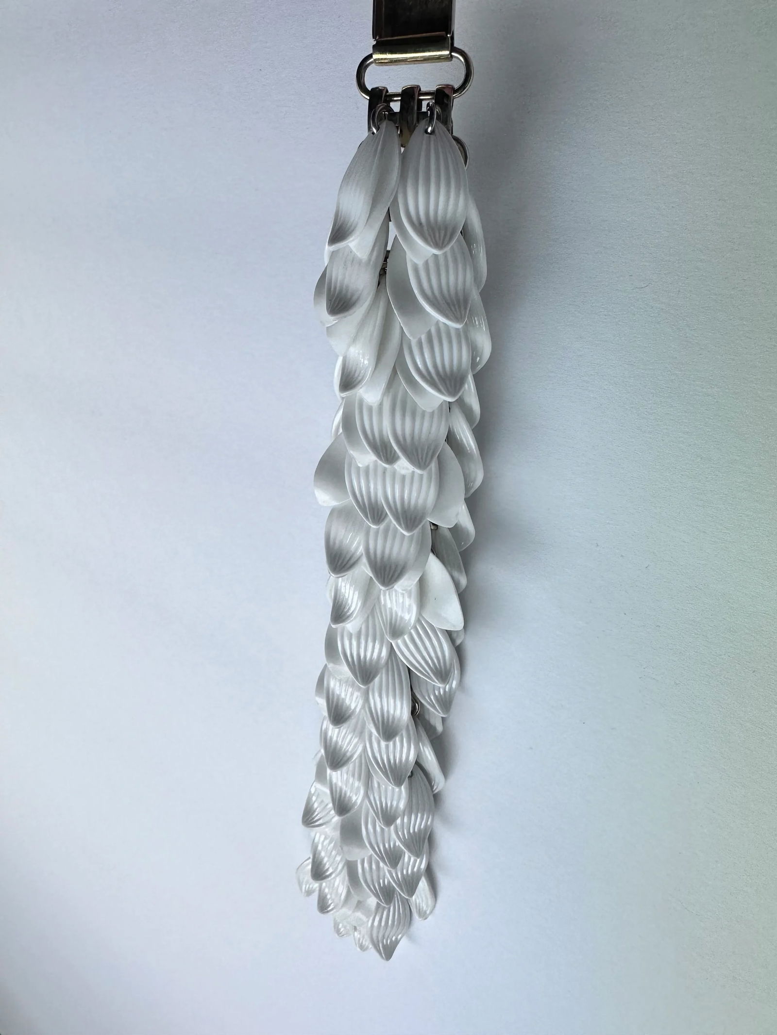 Vintage Napier White Lucite Leaf Bangle Bracelet - 9