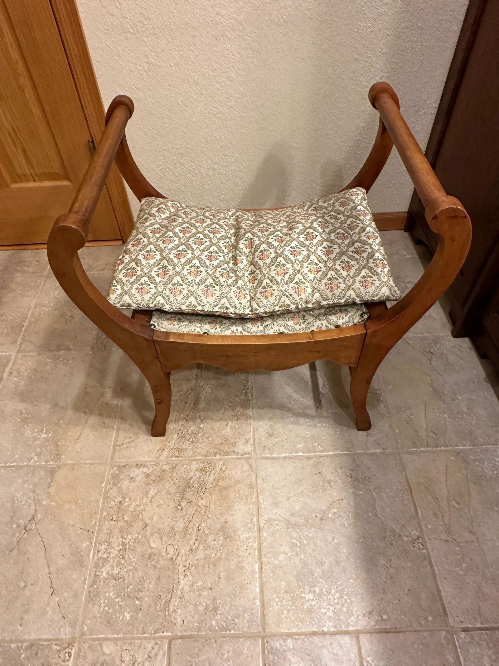 Antique Victorian Bustle Chair Maple - 2