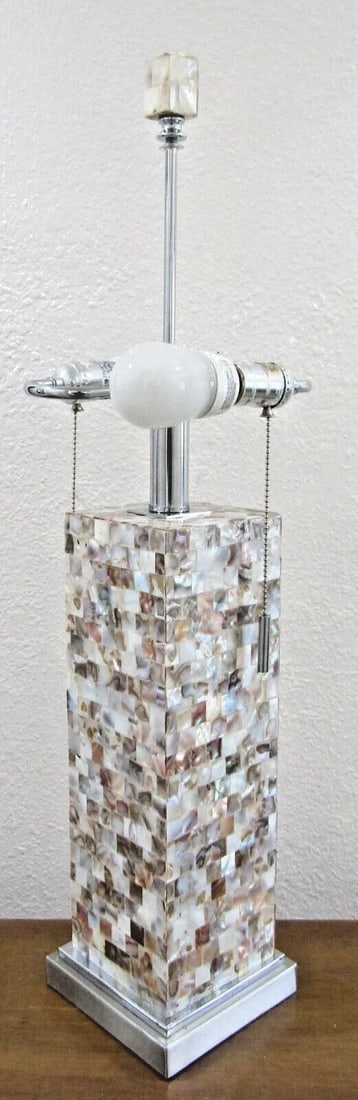1990s Cannon Seashell and Crystal Led Table Lamp With Shade - 3
