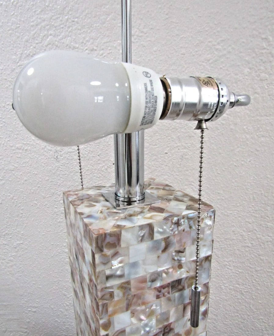 1990s Cannon Seashell and Crystal Led Table Lamp With Shade - 6