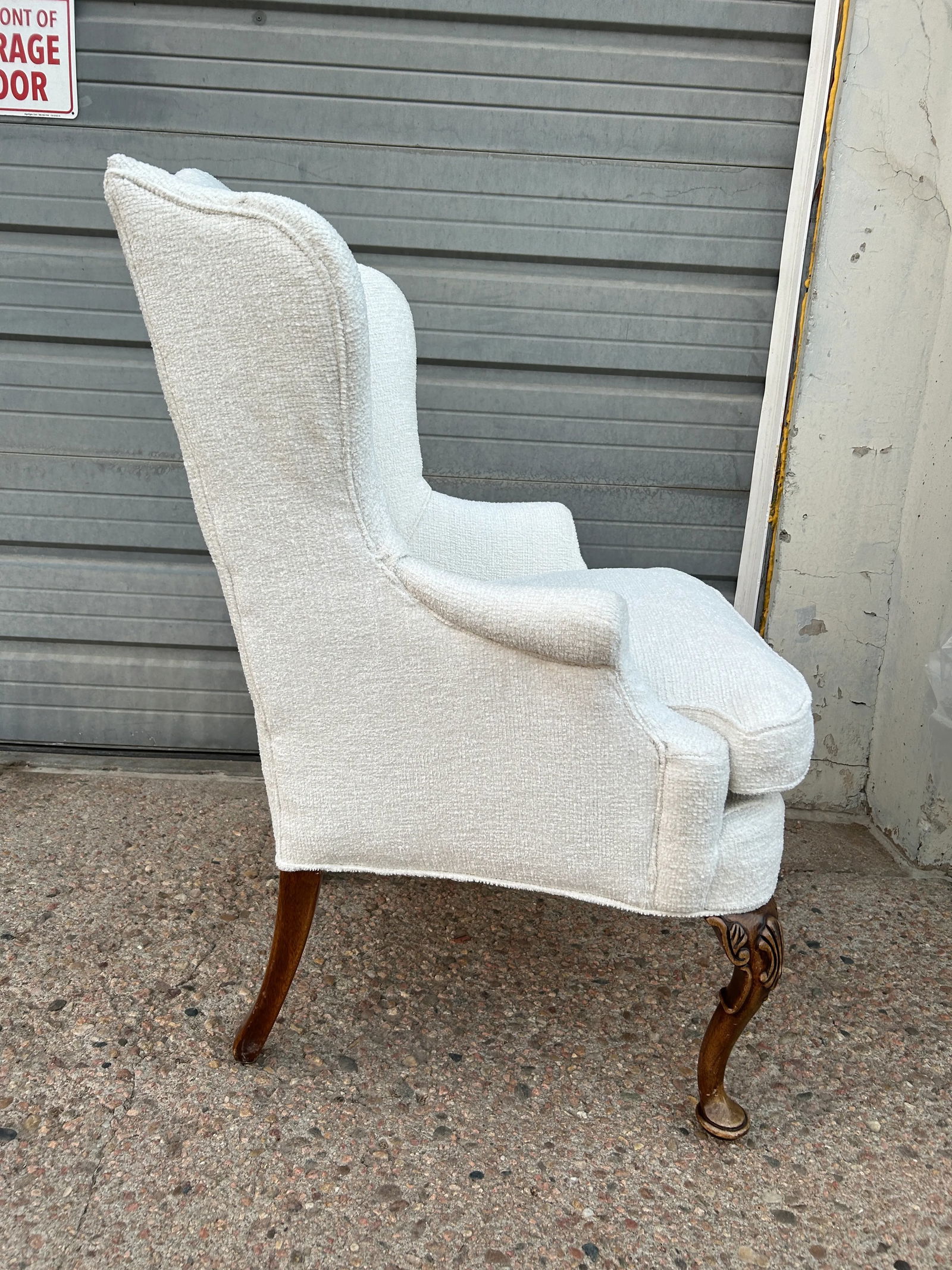 1980s Vintage Lee Industries Lyrical Snow Upholstered Wingback Arm Chair - 2