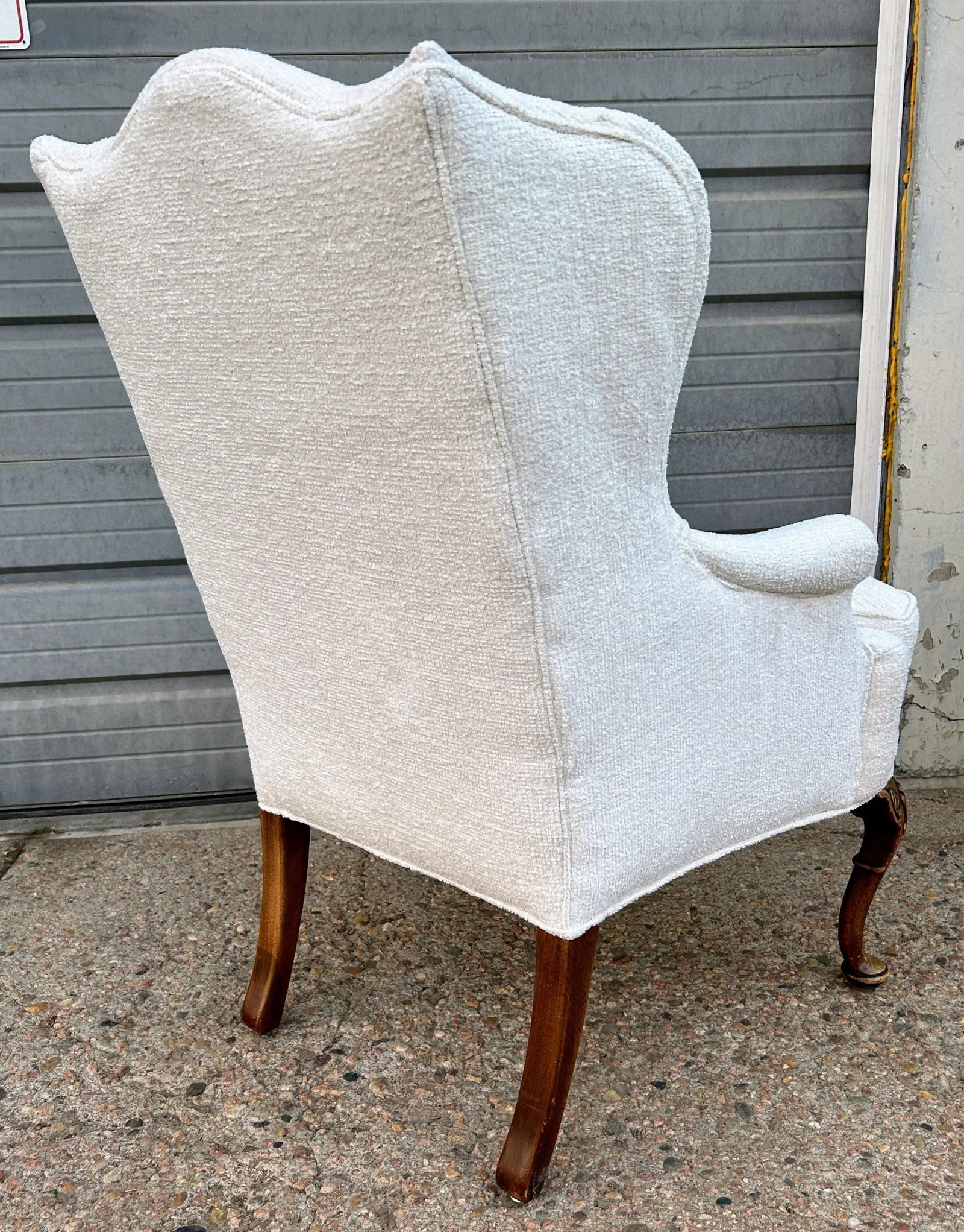 1980s Vintage Lee Industries Lyrical Snow Upholstered Wingback Arm Chair - 3