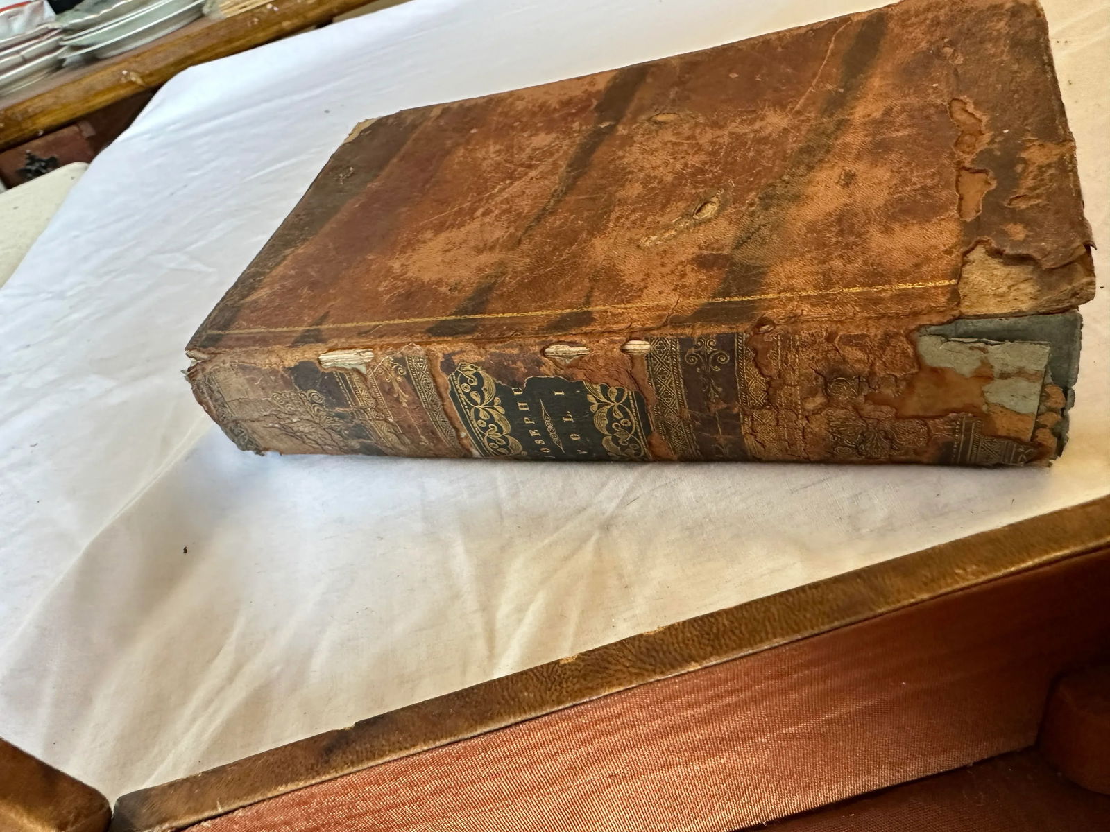 1970s Vintage Books and Wooden Box Set - 7