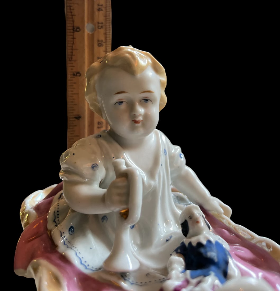 Antique 1880s Porcelain Fairing Trinket Memento Box Baby in Basket - 10