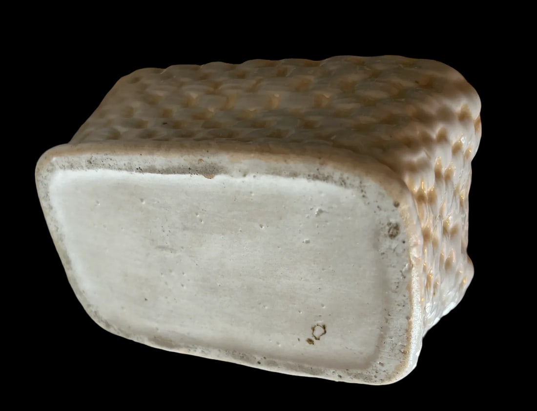 Antique 1880s Porcelain Fairing Trinket Memento Box Baby in Basket - 9