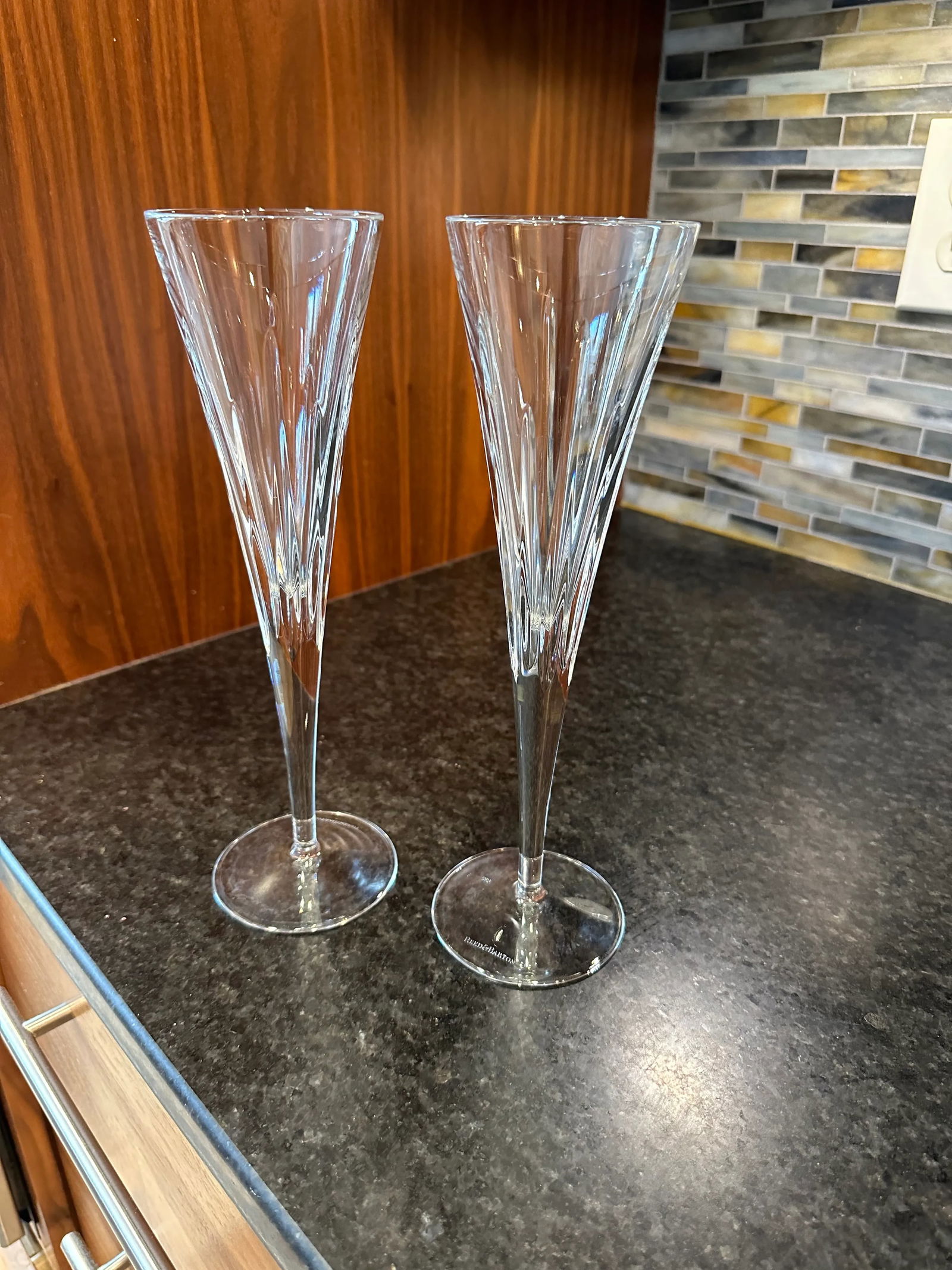 Late 20th Century Reed and Barton Soho Collection Crystal Champagne Flutes- a Pair - 7
