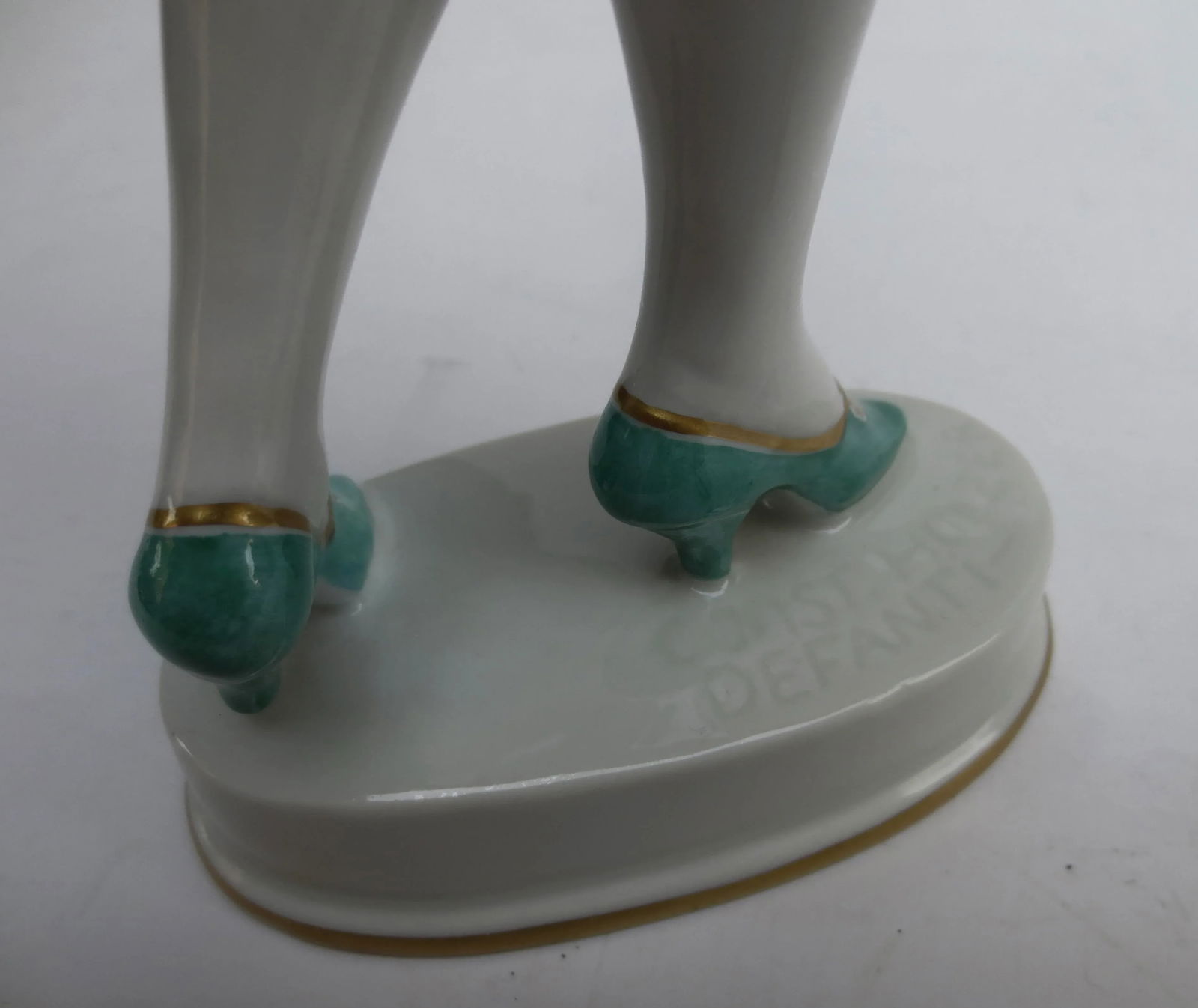 Rosenthal Porcelain Pierette by Constantin Holzer Defiant Circa 20s - 8