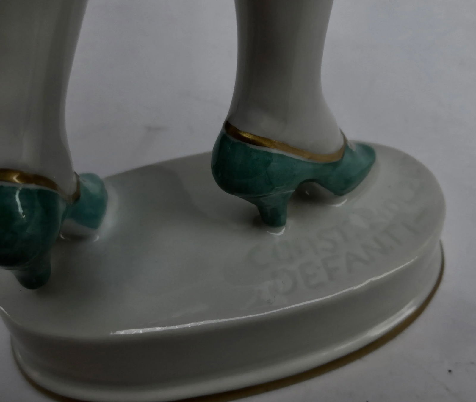 Rosenthal Porcelain Pierette by Constantin Holzer Defiant Circa 20s - 9