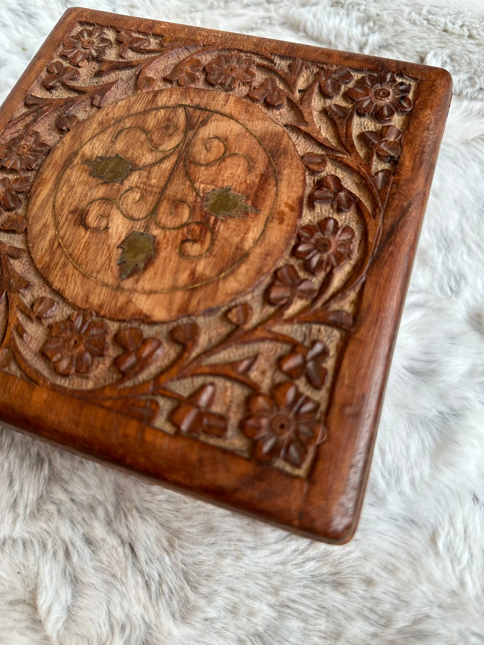 Vintage Hand Carved Wooden Box with Brass Inlay - 3