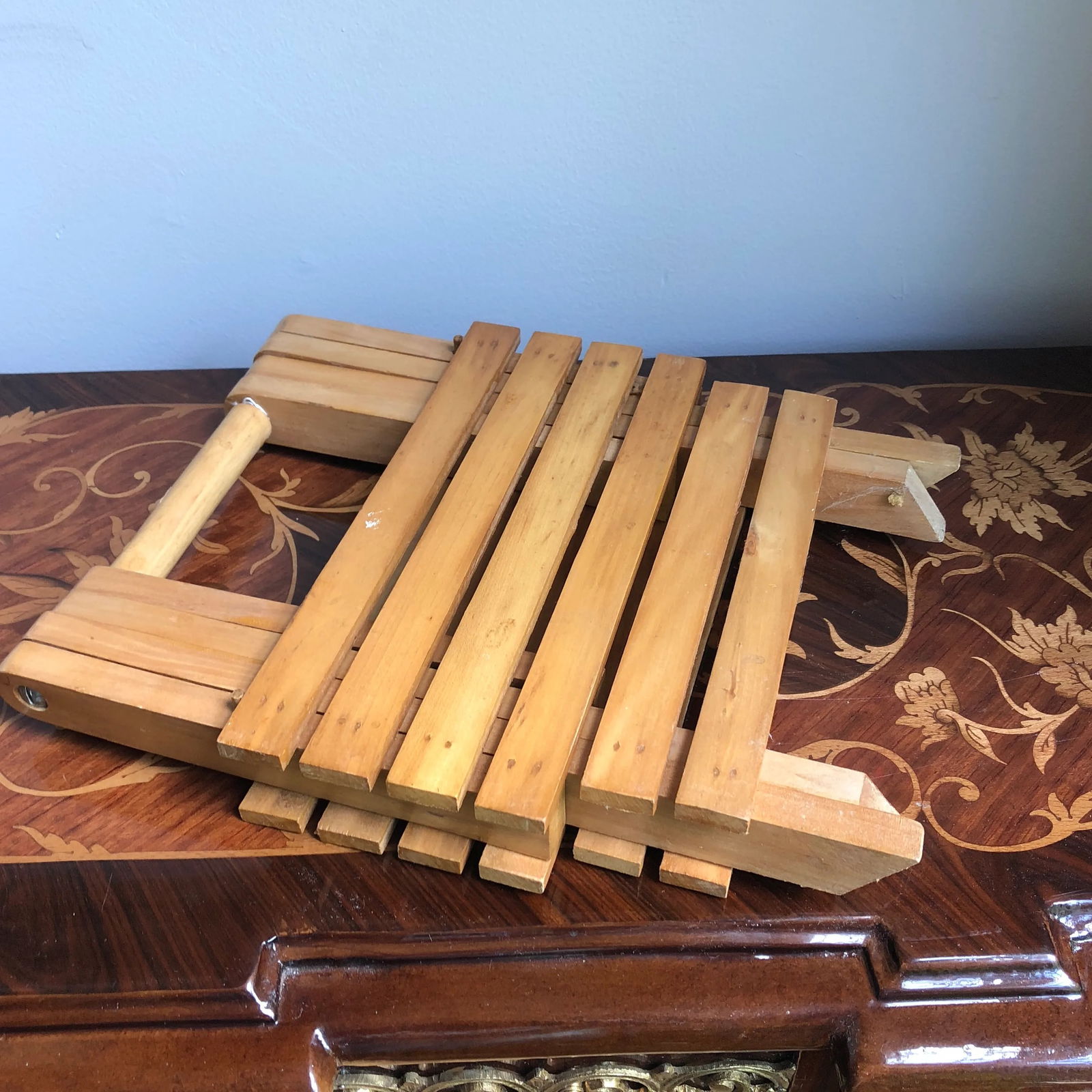 1970s Vintage Wood Compactable Stool - 8