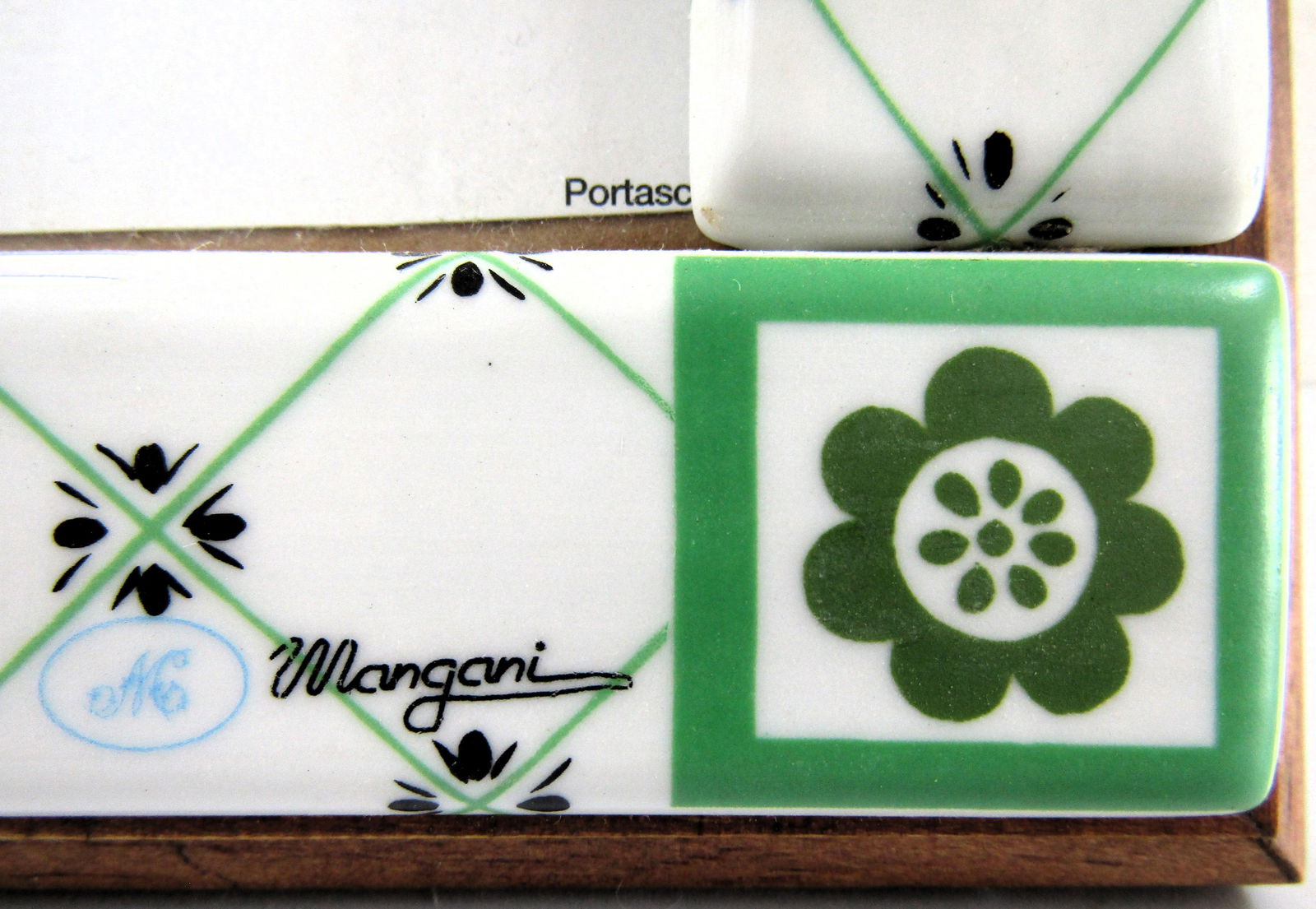 Mangani Italy Green and White Porcelain Frame - 7