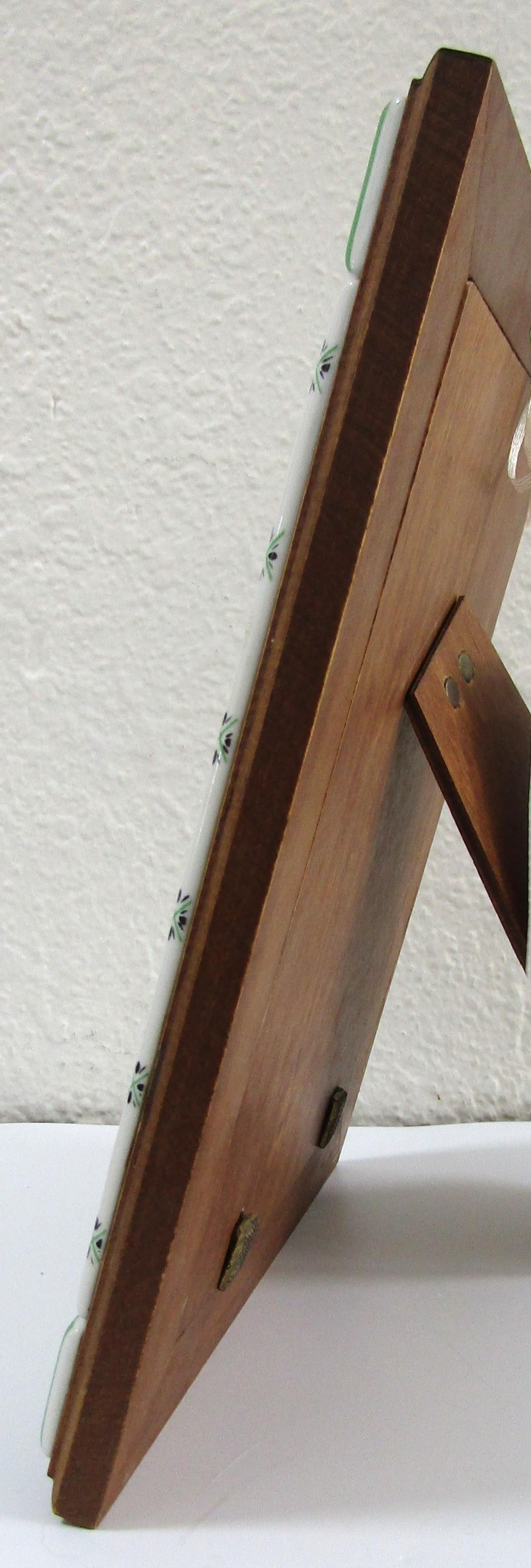 Mangani Italy Green and White Porcelain Frame - 8