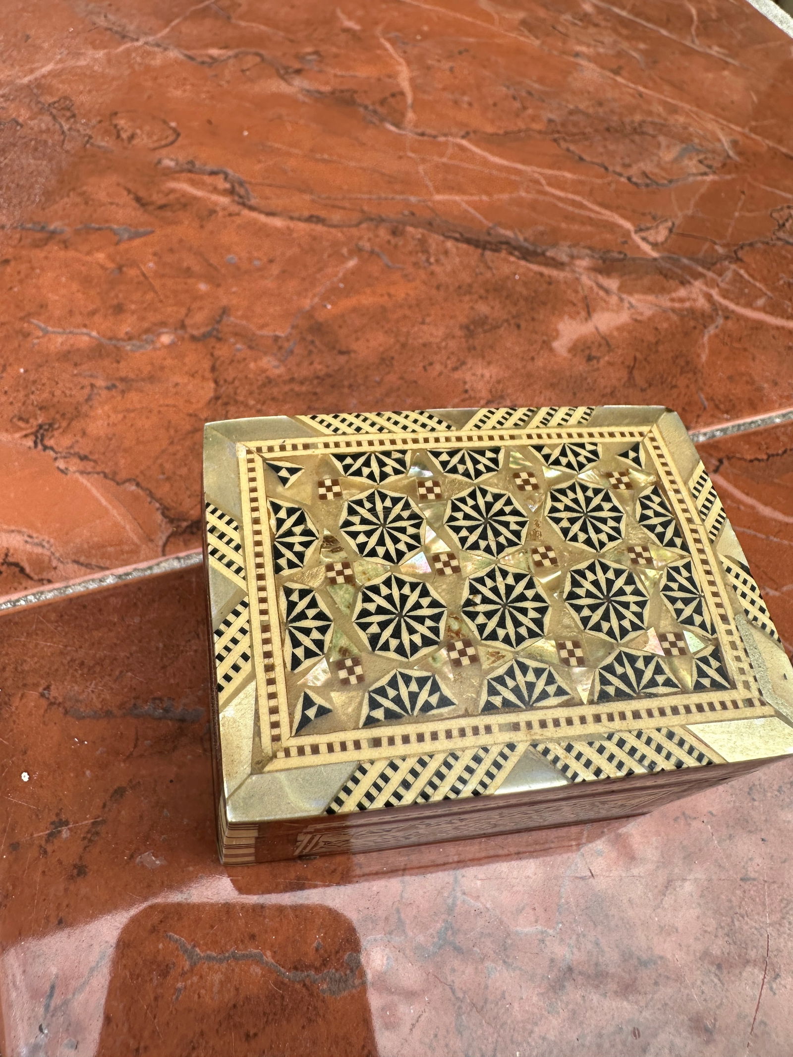 1970s Petite Wooden Painted Box With Mother of Pearl Accents - 2