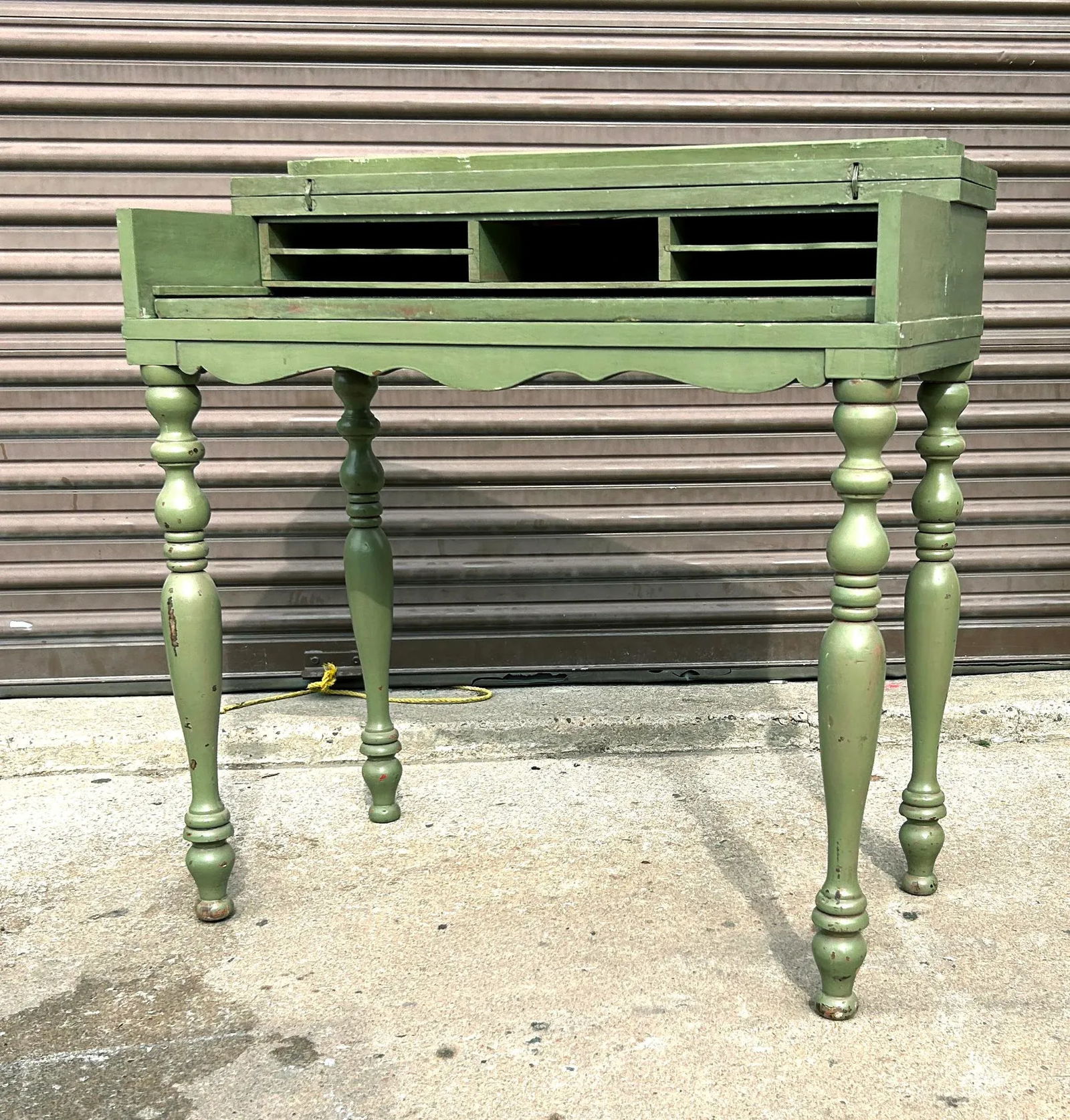 1990s Vintage Green Distress Painted Spinlet Flip Top Desk With Turned Legs - 3