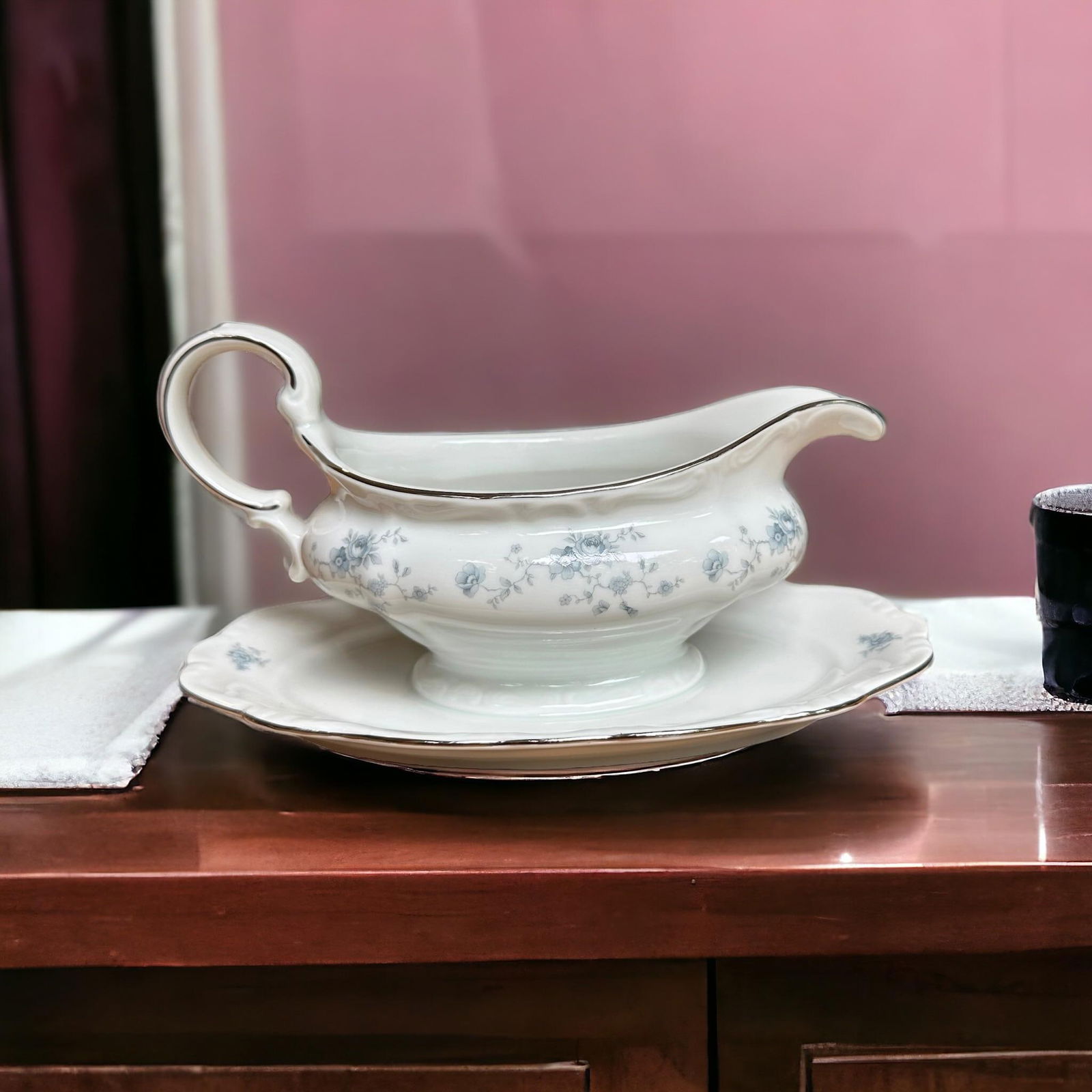 Johann Haviland Blue Garland Gravy Boat Attached Underplate Germany - 3