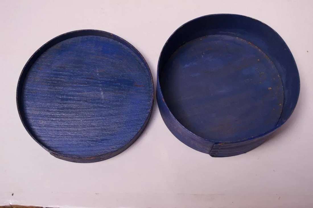 Early 20th Century Americana Pantry Box in Indigo With Tree Motif - 5