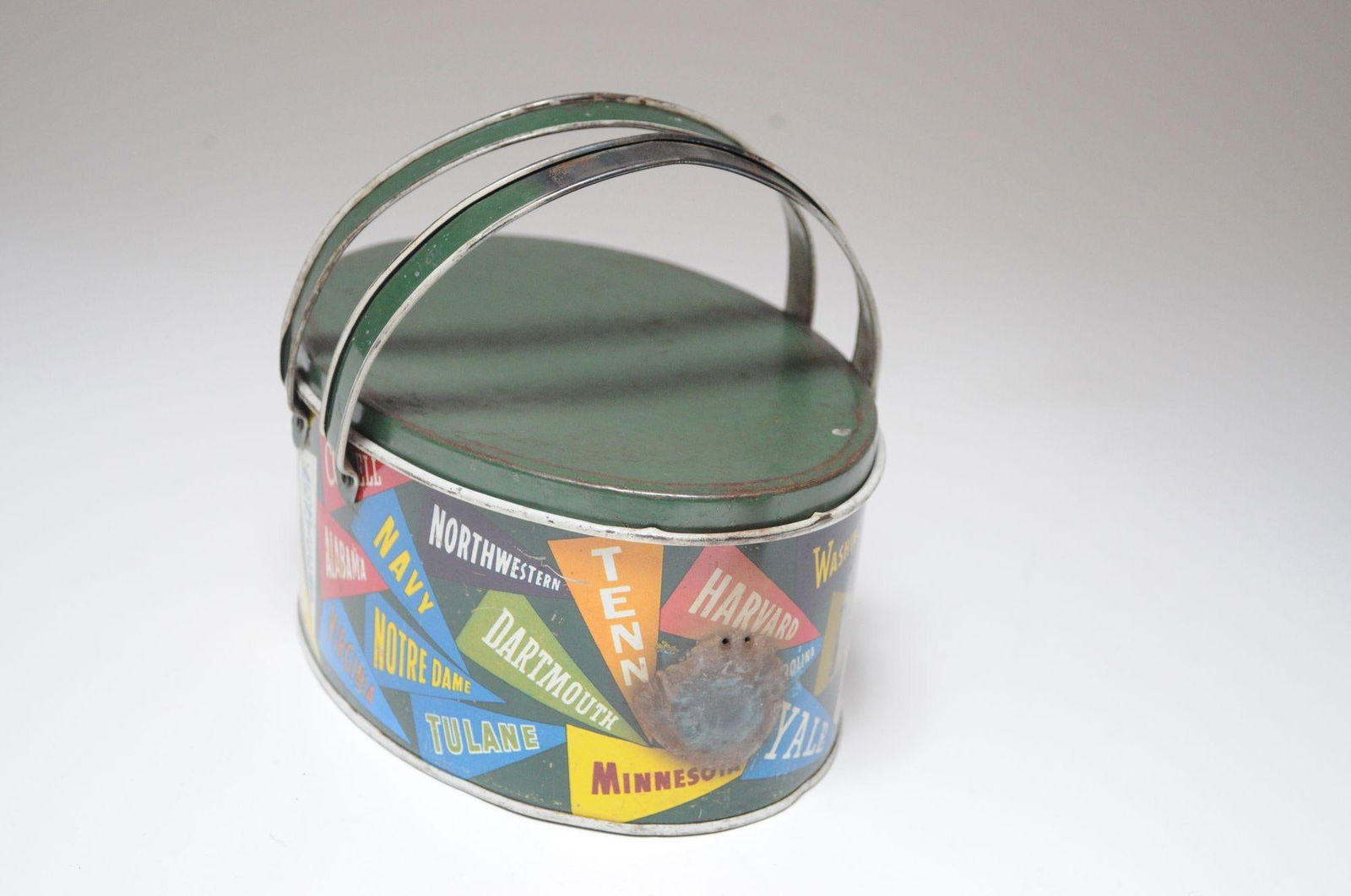 Vintage University Collegiate Pennant Tin Litho Lunchbox by Decoware - 5