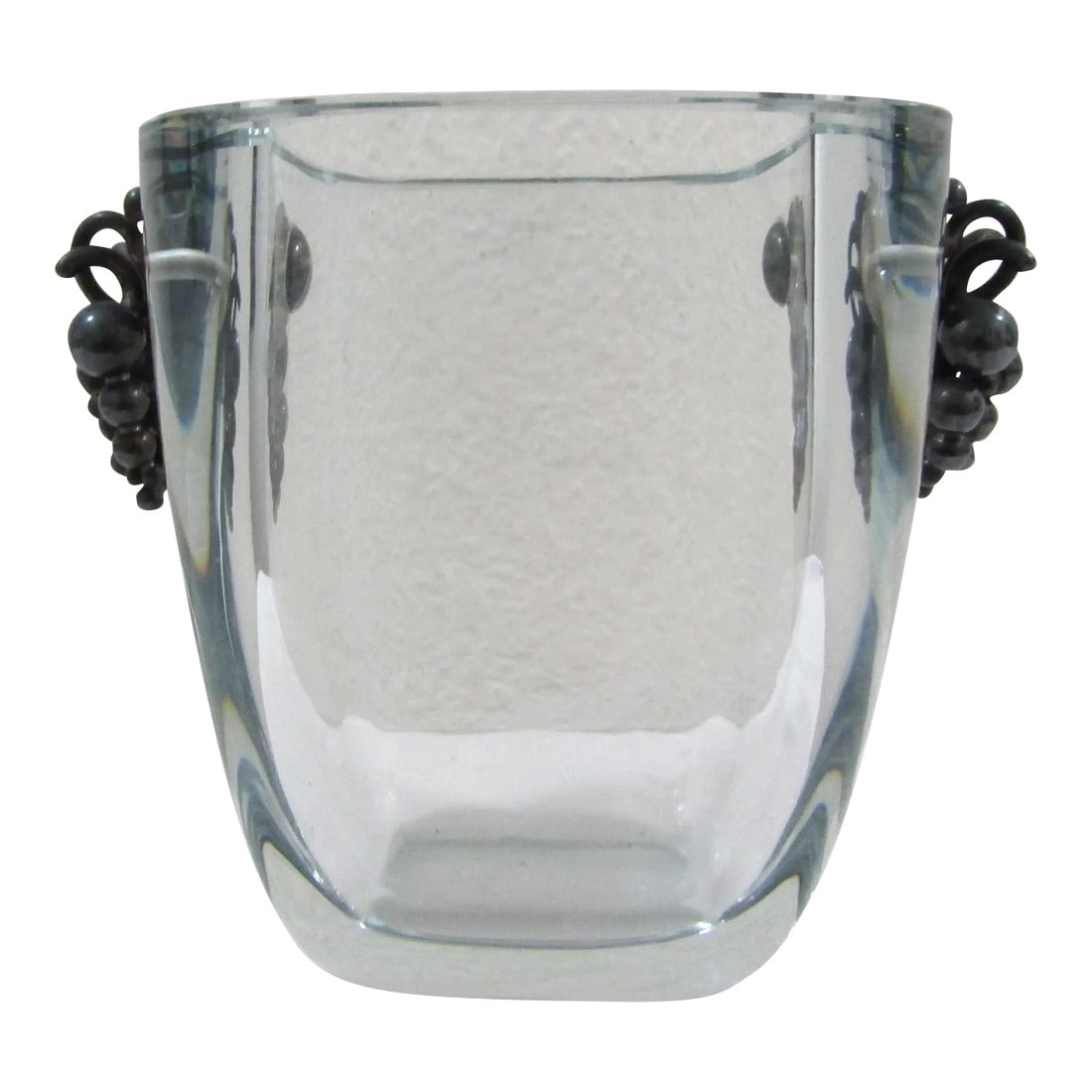 Antique 1940's Danske Guldsmede Handvaerk Dgh Denmark Sterling Glass Vessel Vase: Antique 1940's Danske Guldsmede Handvaerk DGH Denmark Sterling Grape Bunch and Glass Vessel Vase Beautiful crystal vase and sterling silver grapes bunch sides by Dansk Guldsmede Handvaerk. Measures