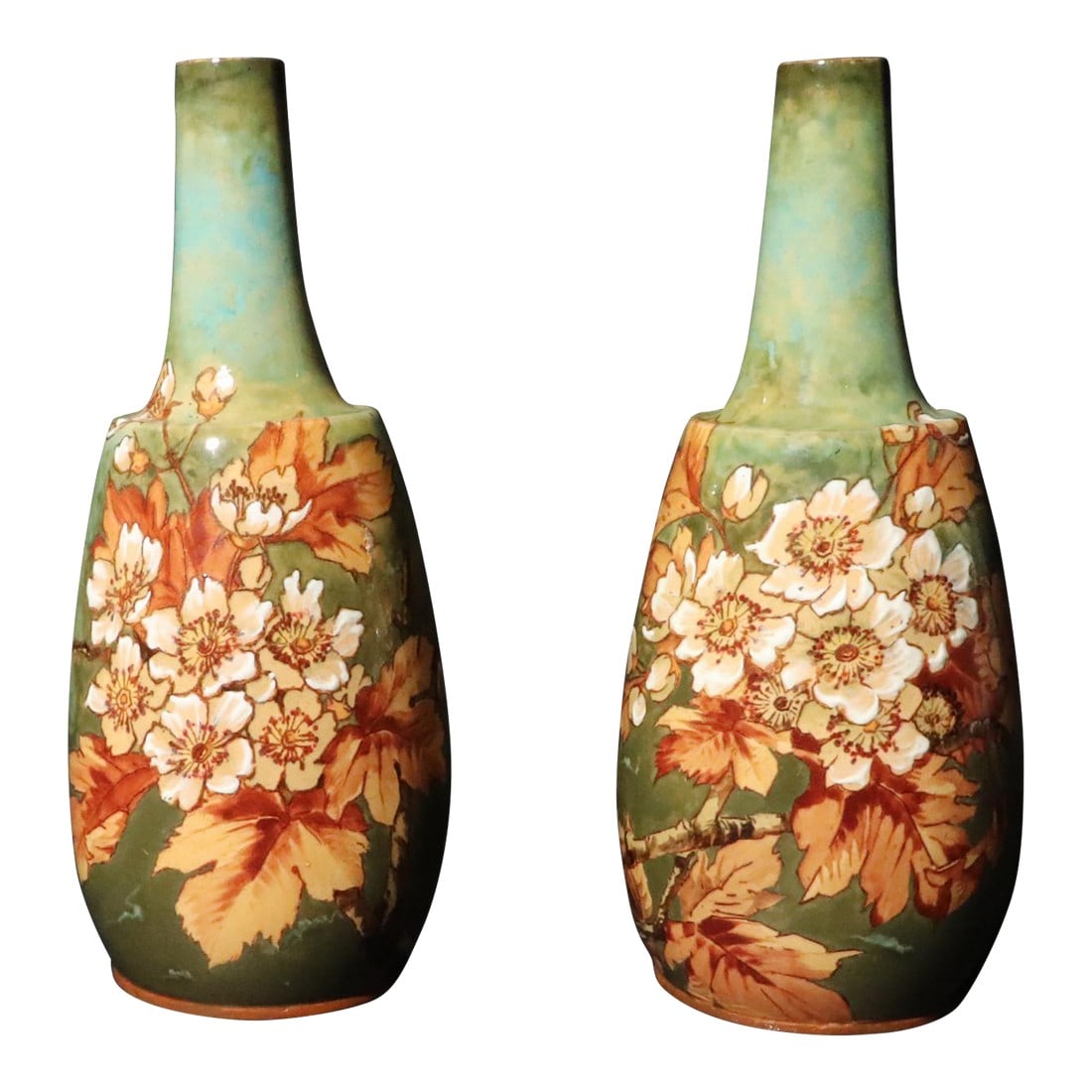 English Pottery Vases Decorated With Flowers and Leaves, Doulton (1 of 6)