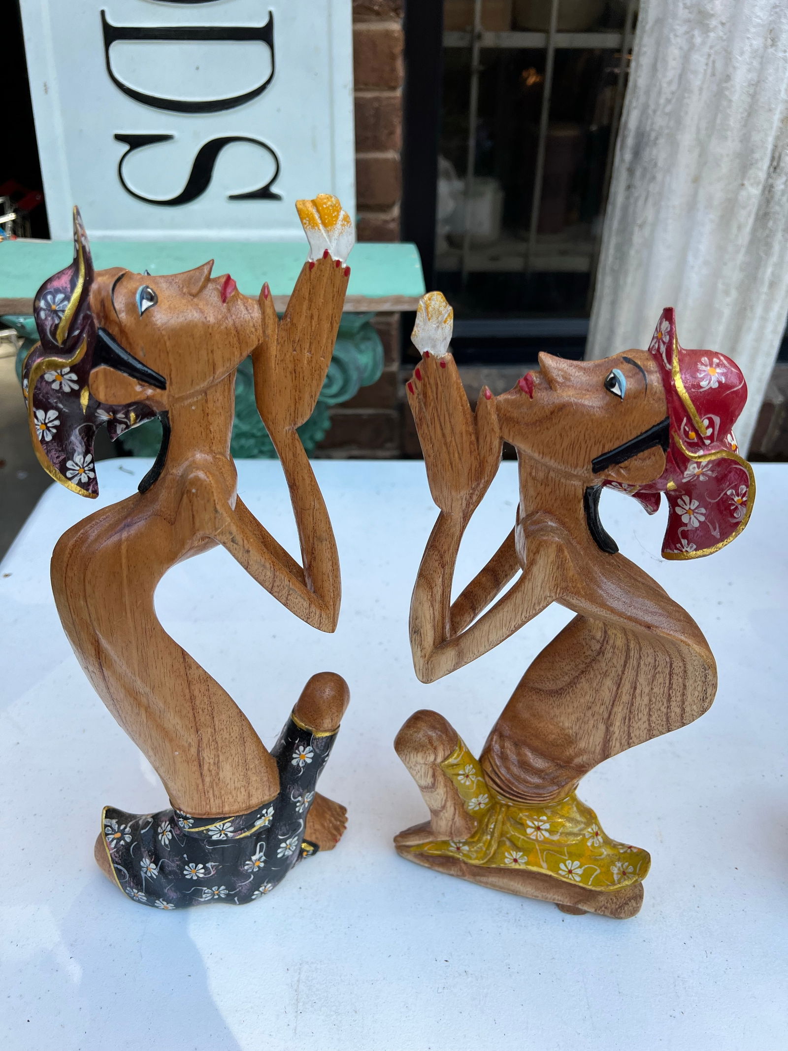 Pair of 1970s Wooden Carved Praying Figures - 4