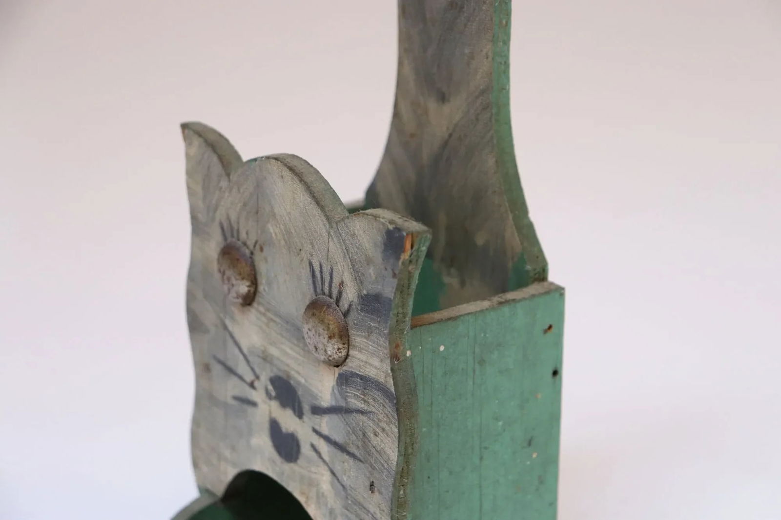 Vintage Folk Art Carved "Cat" Mint Green Matchbook Holder - 12