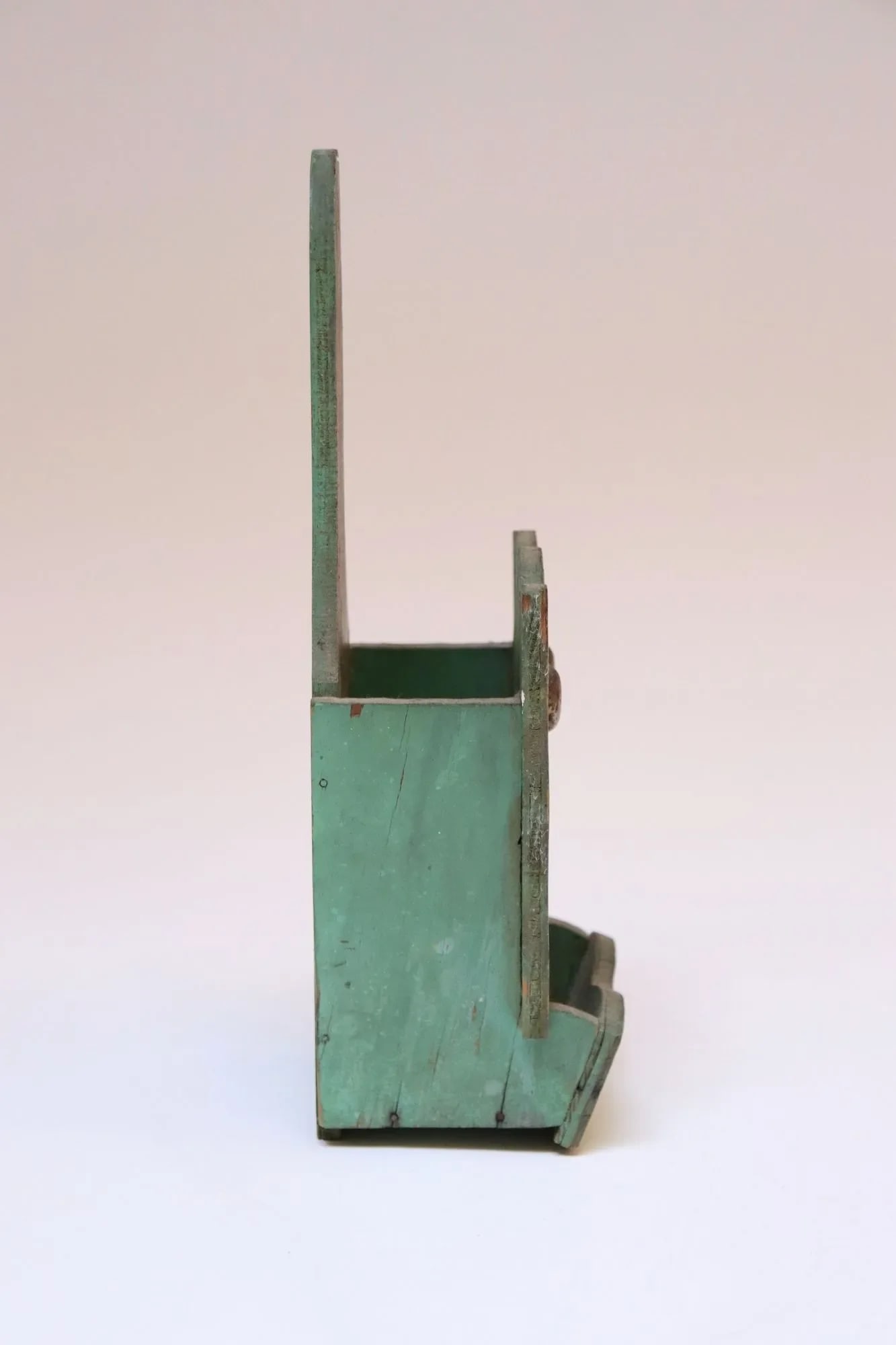 Vintage Folk Art Carved "Cat" Mint Green Matchbook Holder - 6