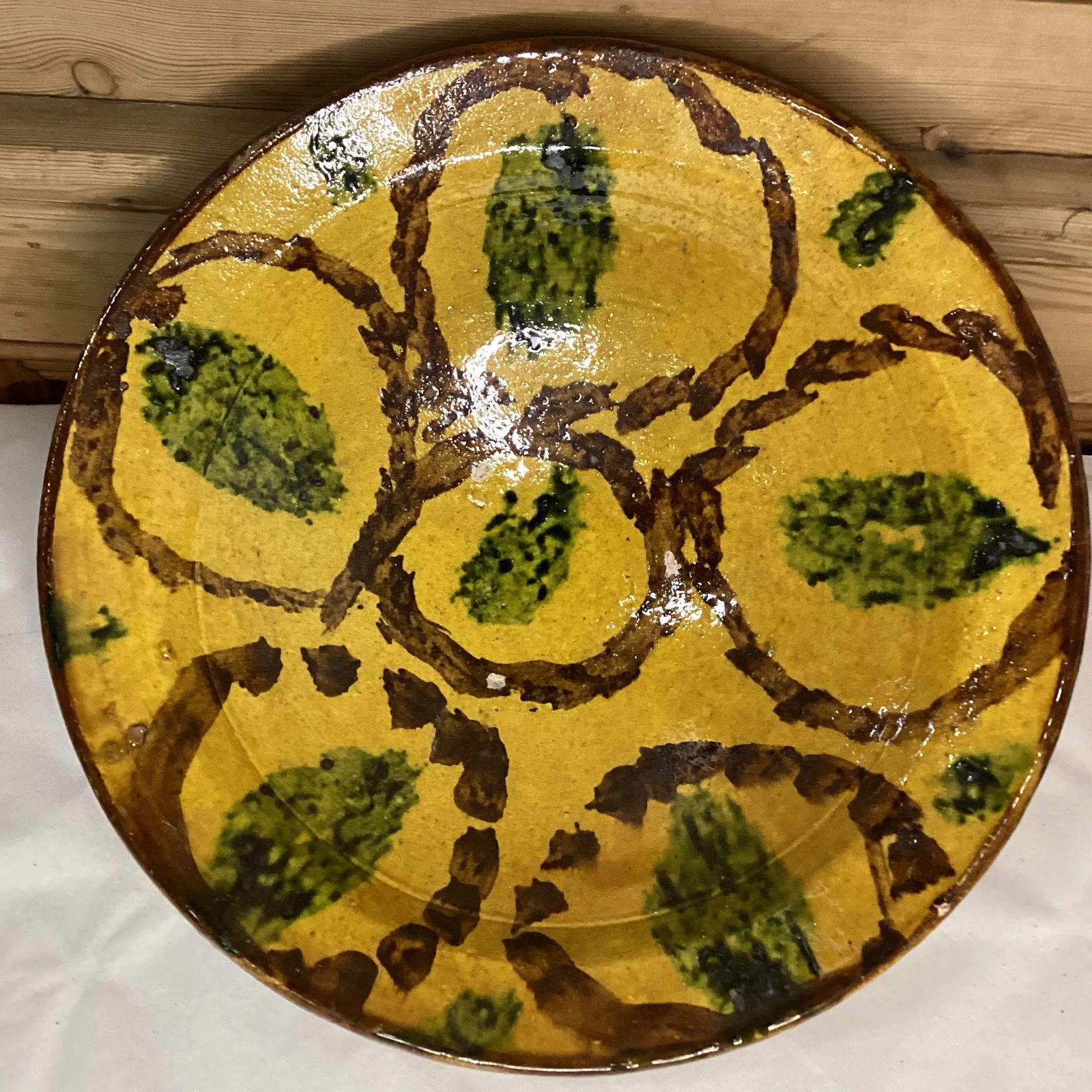 Late 20th Century Hand-Thrown Decorative Ceramic Bowl From Pakistan - 3