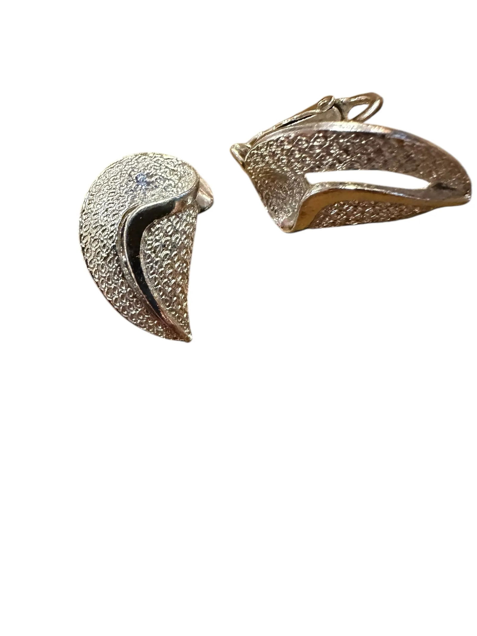 Vintage Coro Silver Tone Clip on Earrings - A Pair - 3