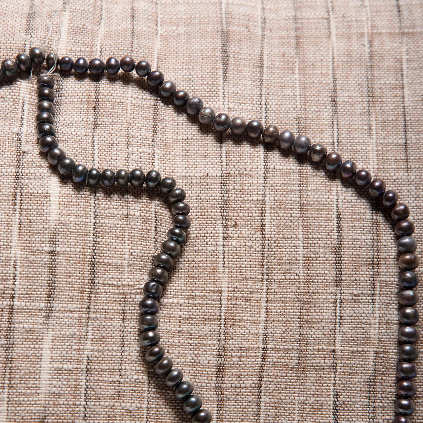 Thai Woven Linen Pillow With Chinese Pearls - 4