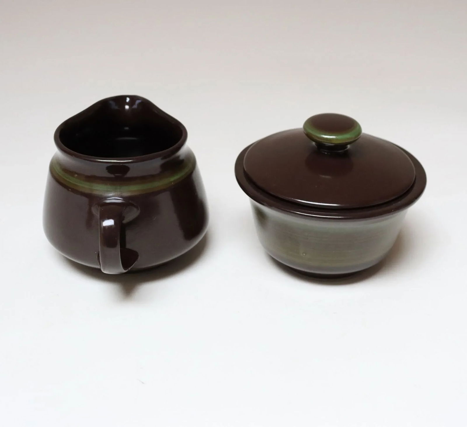 Vintage Franciscan "Madeira" Pottery Earthernware Creamer and Sugar Set - 7