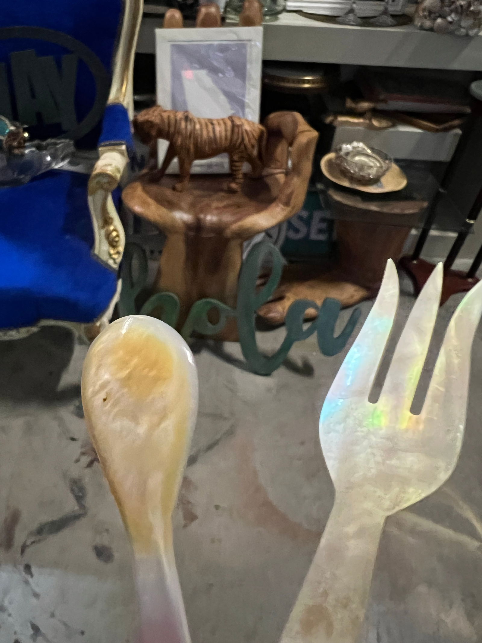 Pair of 1970s Mother-Of-Pearl Small Fork and Spoon - 5