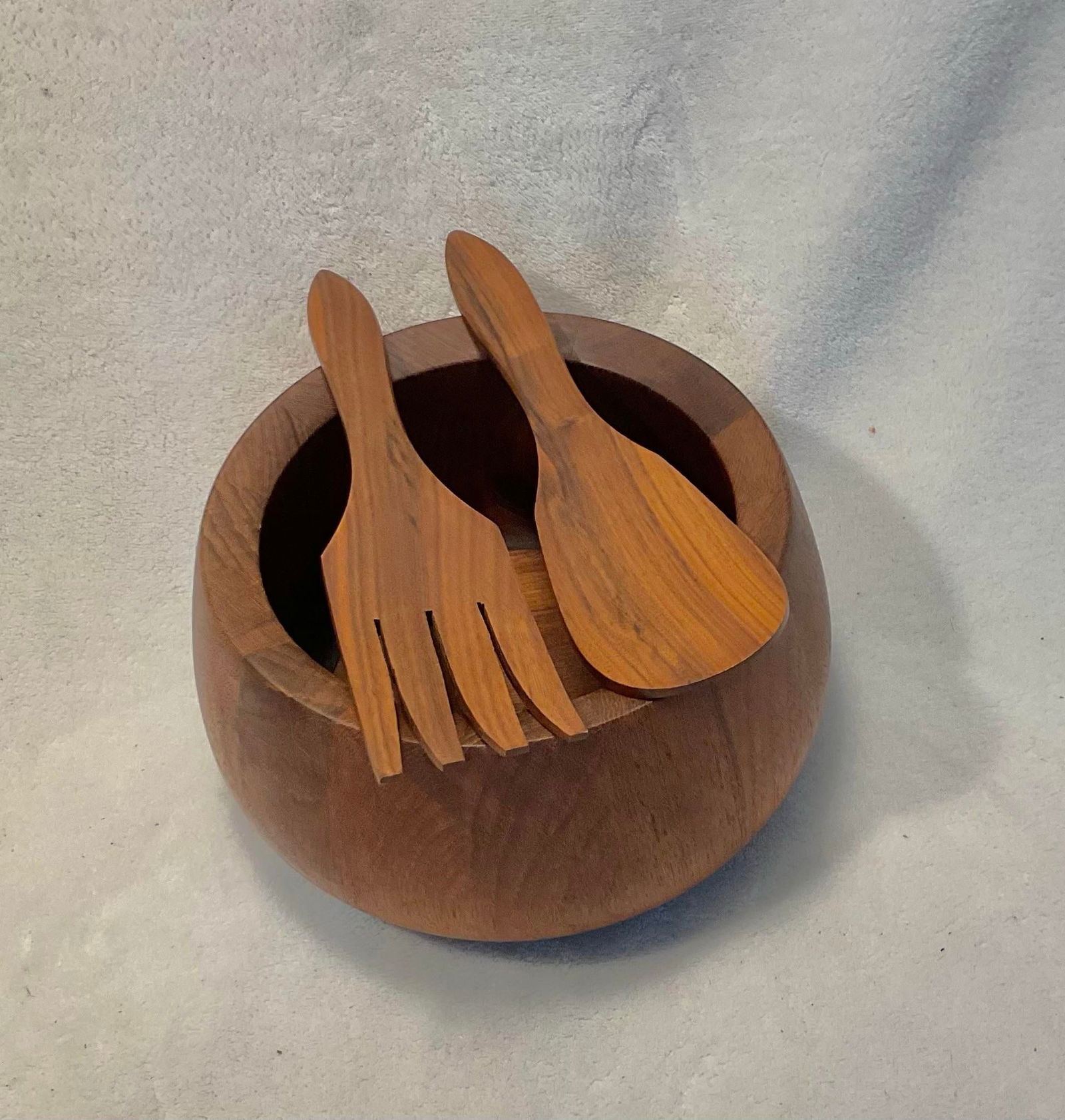 Dansk International Designs Ltd Malaysia Salad Bowl With Serving Utensils - 6