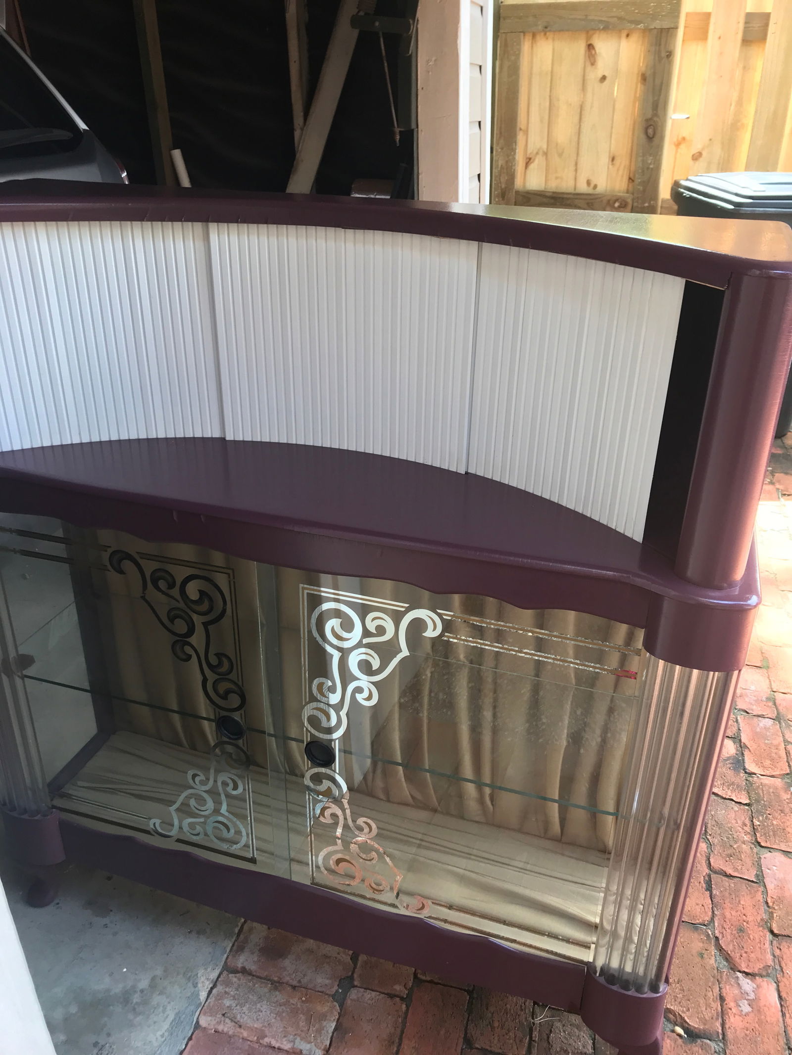 1920s Vintage Barber Shop Cabinet Bar - 11